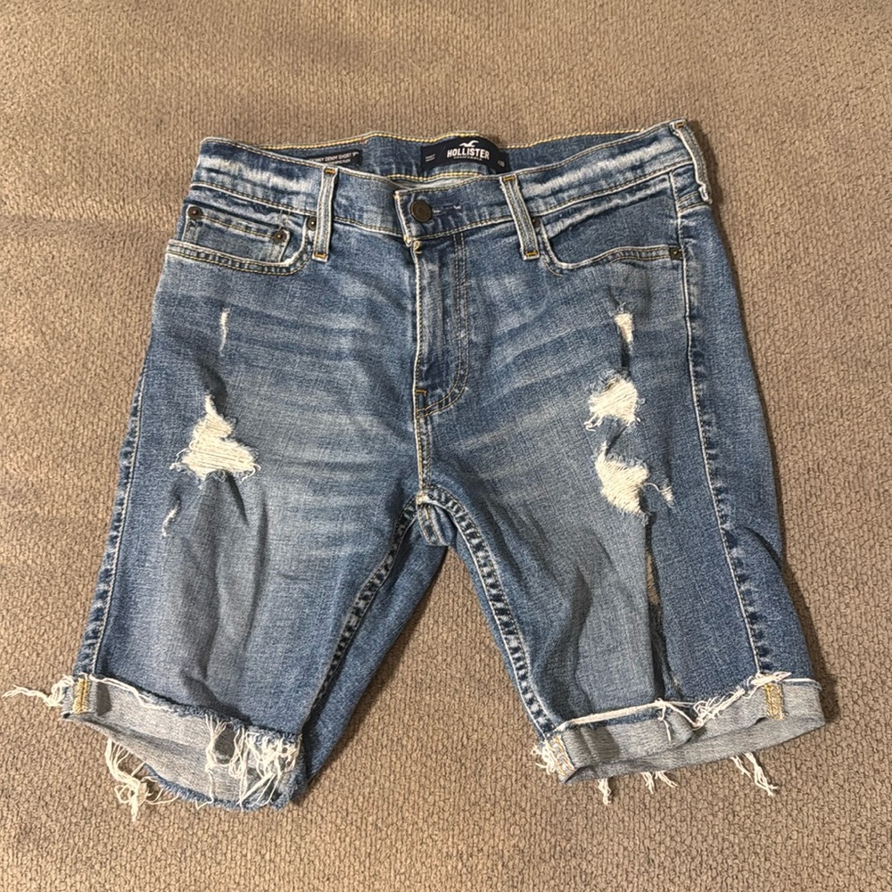 Gently worn Hollister men’s jean shorts